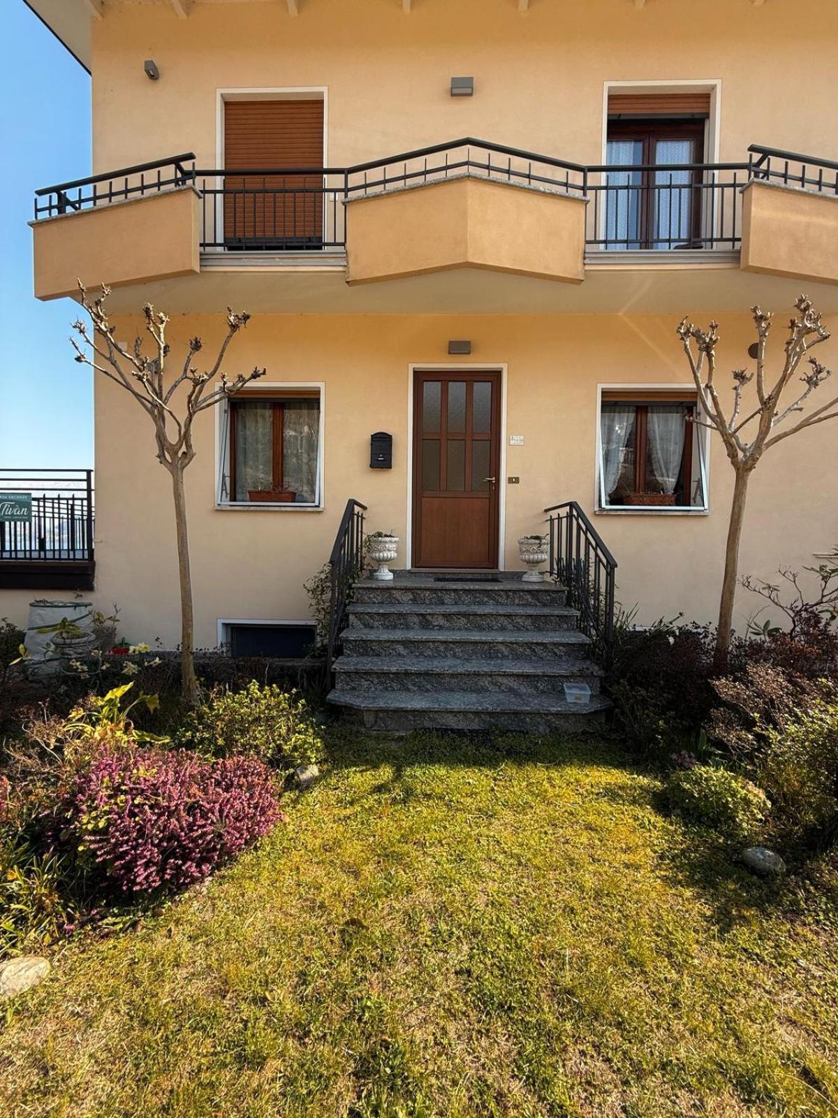 Casa Vacanza Tivan Cremia Exterior photo